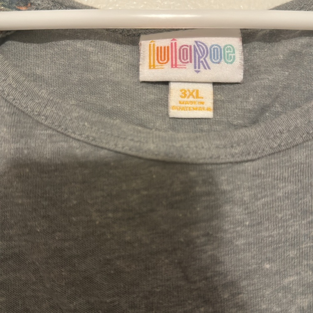 LulaRoe Randy - Picture 2 of 4